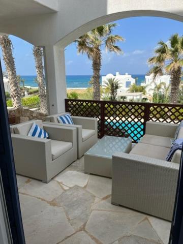 Sky Villa Пафос Екстериор снимка